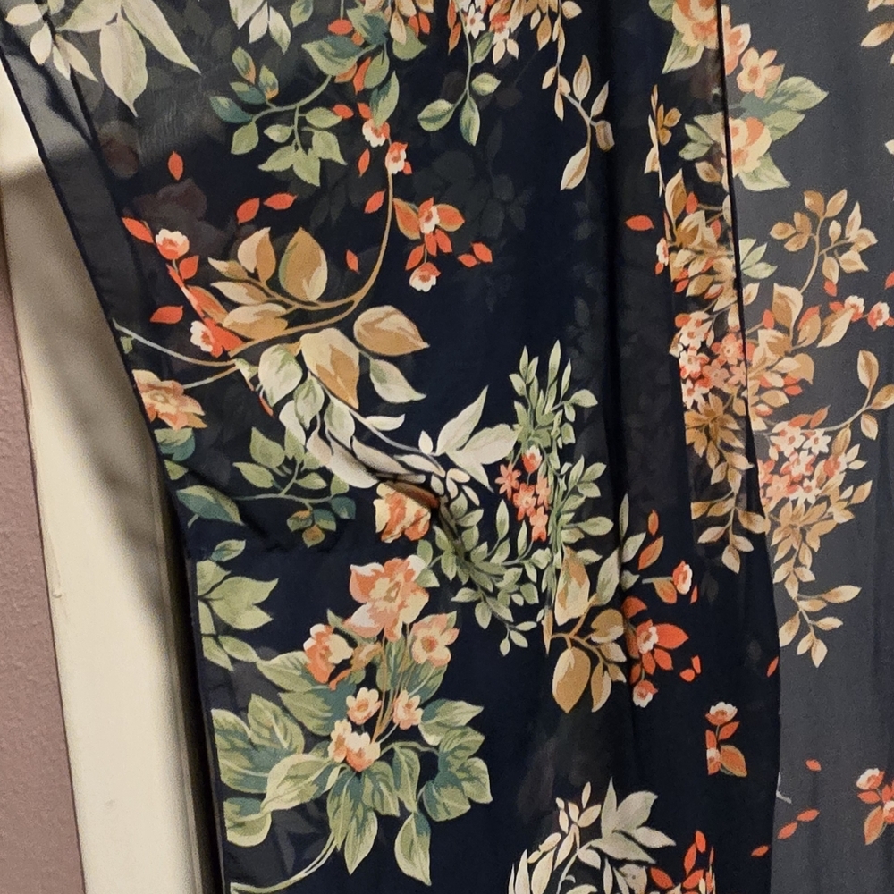 Floral Kimono Cardigan - Picture 3 of 4